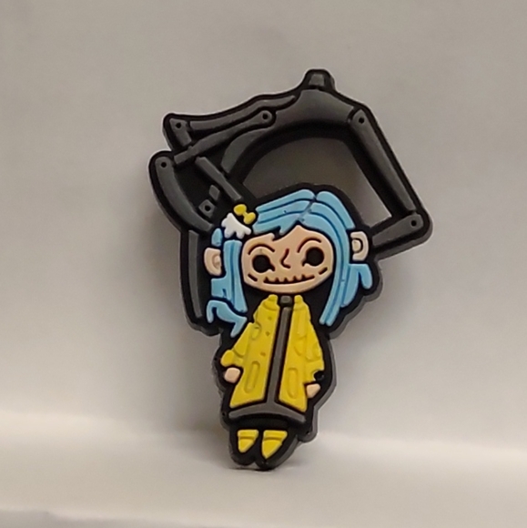 5/$5 Coraline Doll Croc Shoe Charm - Picture 1 of 3